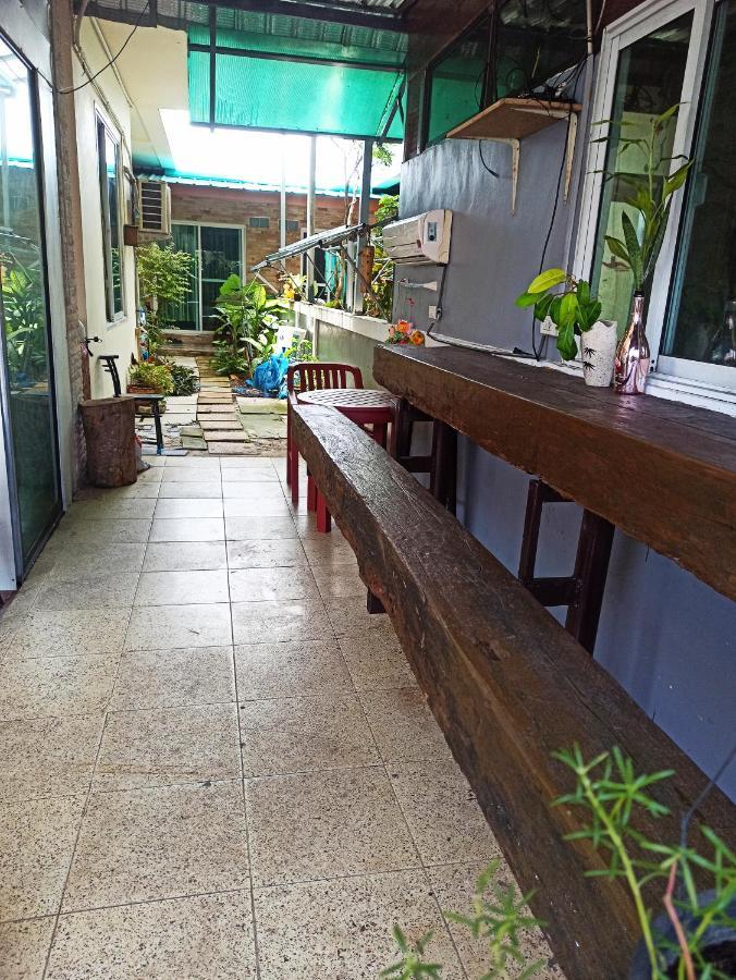 Nu Phuket Airport Resident 1 Bed & Breakfast Nai Yang Exterior photo