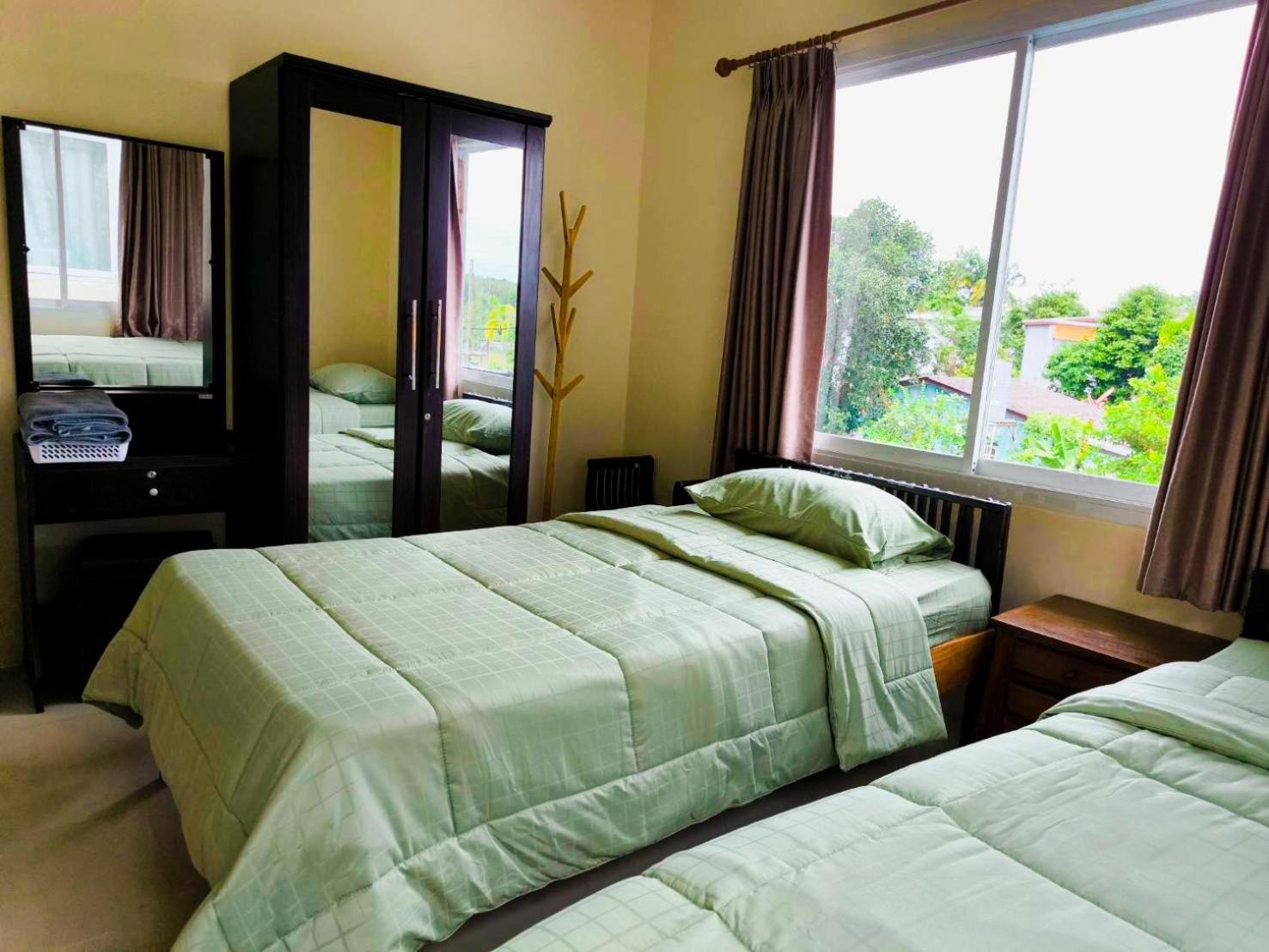 Nu Phuket Airport Resident 1 Bed & Breakfast Nai Yang Exterior photo
